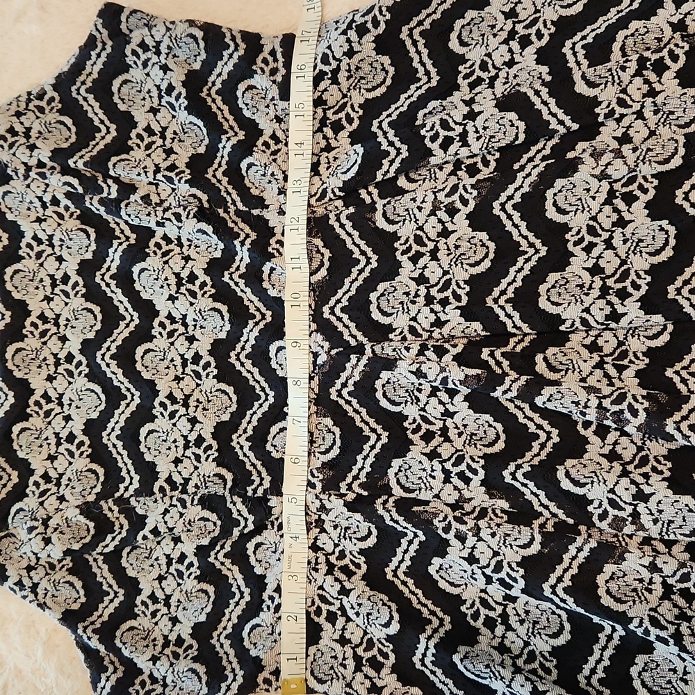 Torrid Sz 14 Preowned Black And White Lace Skater Brunch Summer Cocktail Dress - Picture 10 of 12
